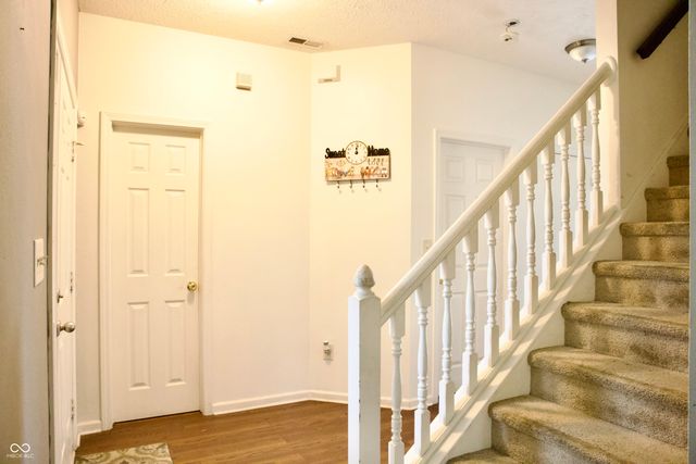 1831 Brook Crossing Way, Indianapolis, IN 46229