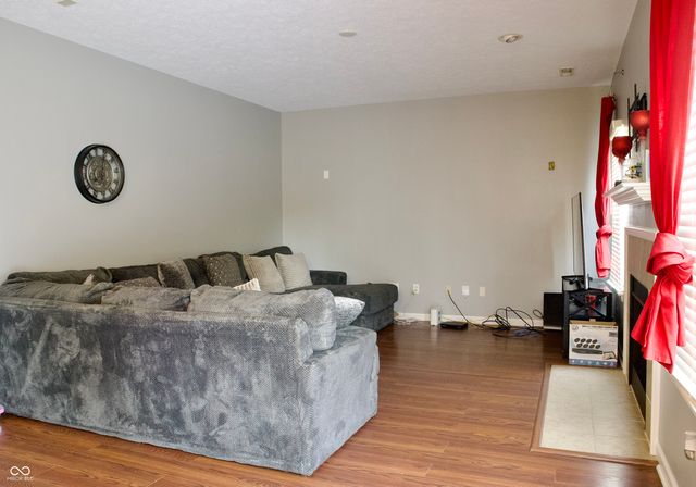 1831 Brook Crossing Way, Indianapolis, IN 46229