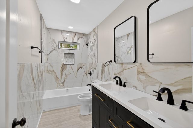 33 W Eades Avenue, Danville, KY 40422