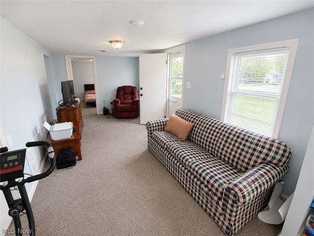 9622 Ravenna Road, Twinsburg, OH 44087