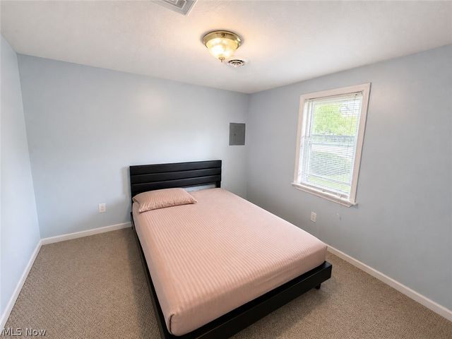 9622 Ravenna Road, Twinsburg, OH 44087