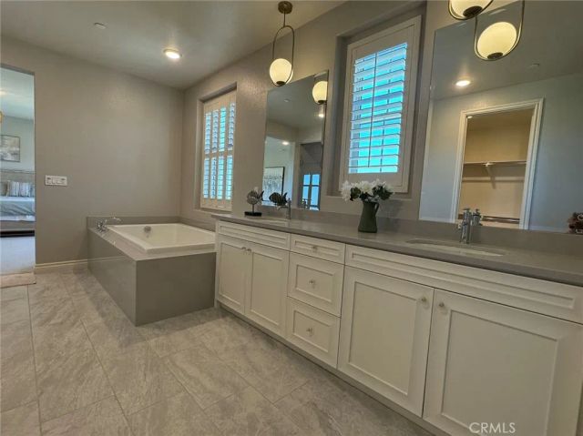 107 Ritual, Irvine, CA 92618