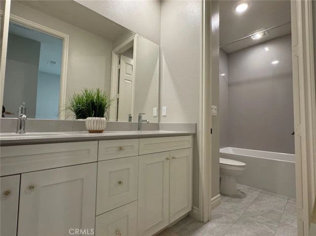 107 Ritual, Irvine, CA 92618
