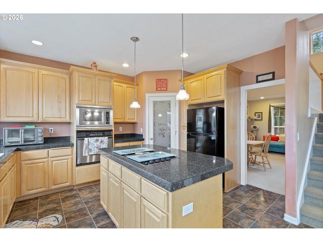 10773 Se 144TH Loop, Happy Valley, OR 97086