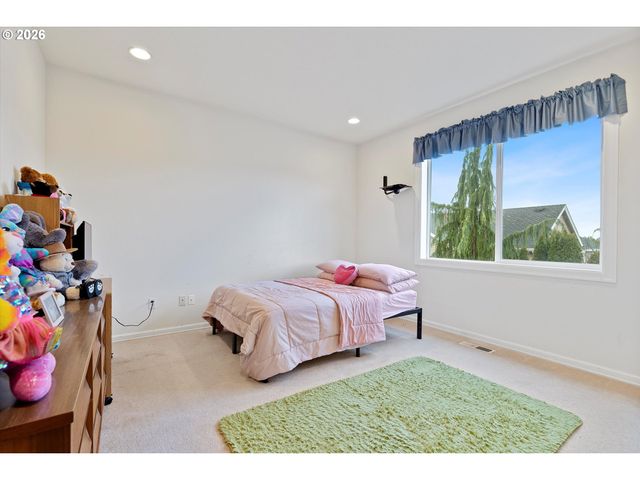 10773 Se 144TH Loop, Happy Valley, OR 97086