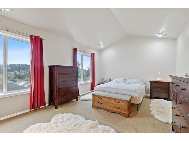 10773 Se 144TH Loop, Happy Valley, OR 97086