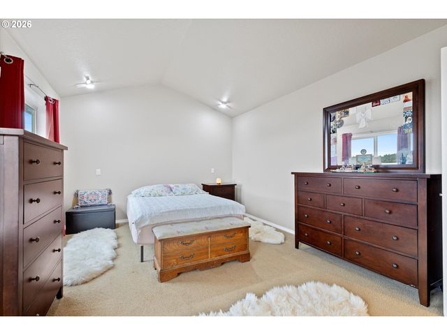 10773 Se 144TH Loop, Happy Valley, OR 97086