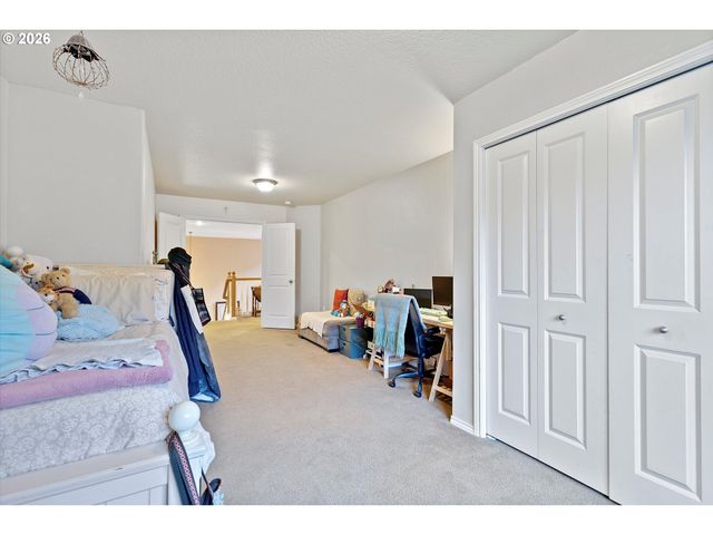 10773 Se 144TH Loop, Happy Valley, OR 97086