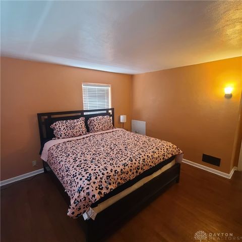 1533 Olmsted Place, Dayton, OH 45406