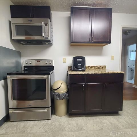 1533 Olmsted Place, Dayton, OH 45406