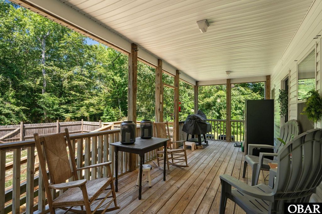 Image 21 of property listing at 5124 The Woods Road Lot 21, Kitty Hawk, NC 27949