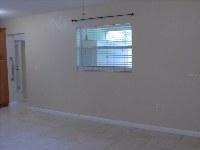 1112 E WINNEMISSETT AVENUE, Deland, FL 32724