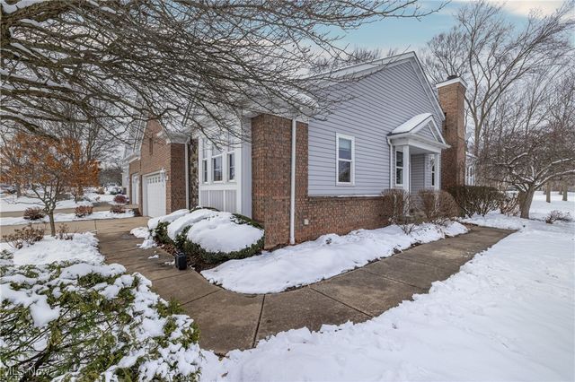 2969 Country Club Lane 14LN, Twinsburg, OH 44087