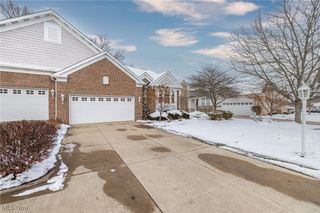 2969 Country Club Lane 14LN, Twinsburg, OH 44087