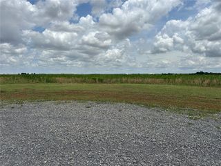 30625 White Horse Lane, Cashion, OK 73016