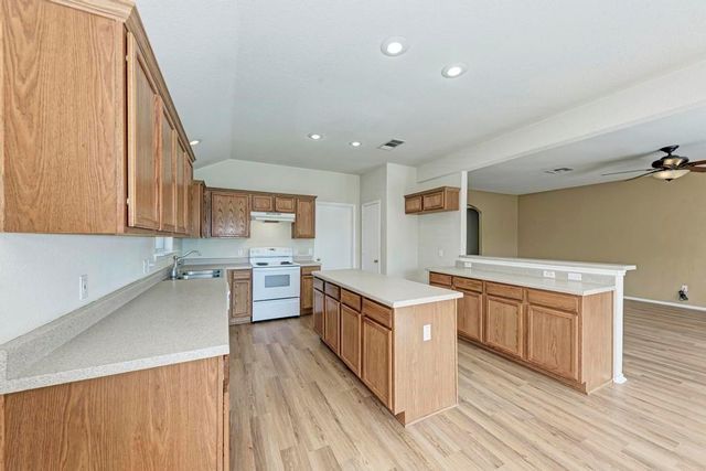 1203 Tricia CV, Hutto, TX 78634