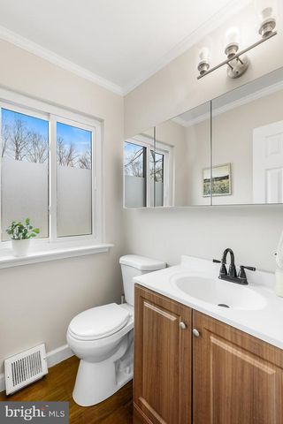 306 HANOVER CT, Chesterbrook, PA 19087