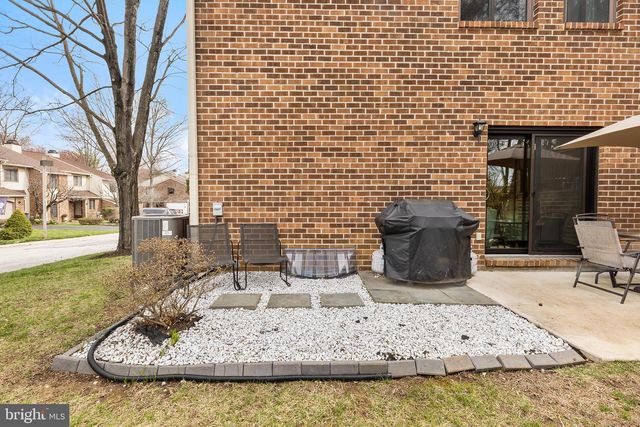 306 HANOVER CT, Chesterbrook, PA 19087