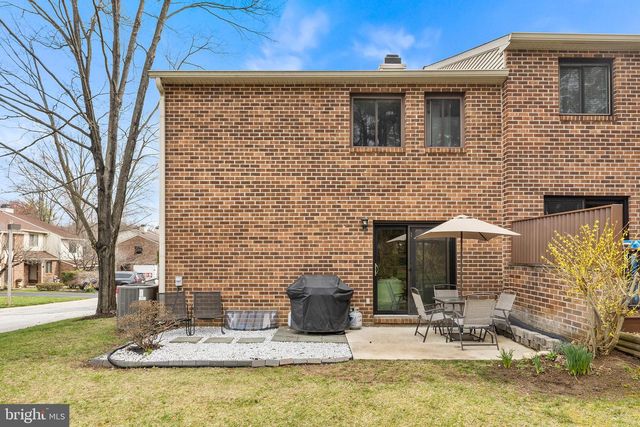 306 HANOVER CT, Chesterbrook, PA 19087