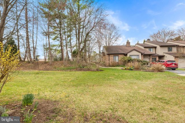 306 HANOVER CT, Chesterbrook, PA 19087