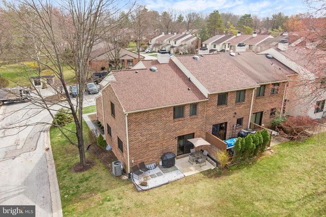 306 HANOVER CT, Chesterbrook, PA 19087