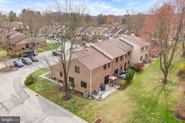 306 HANOVER CT, Chesterbrook, PA 19087