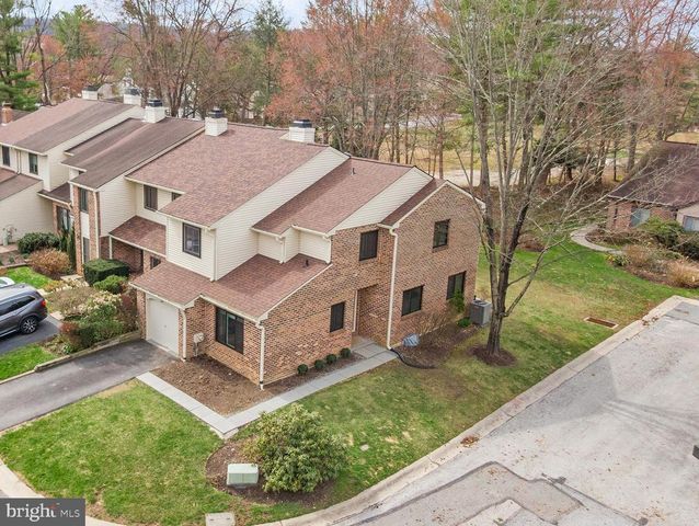 306 HANOVER CT, Chesterbrook, PA 19087