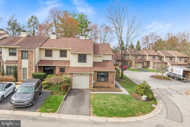 306 HANOVER CT, Chesterbrook, PA 19087