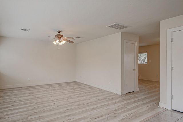 5827 Silver Oak, Missouri City, TX 77459