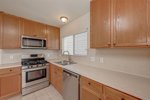 5827 Silver Oak, Missouri City, TX 77459