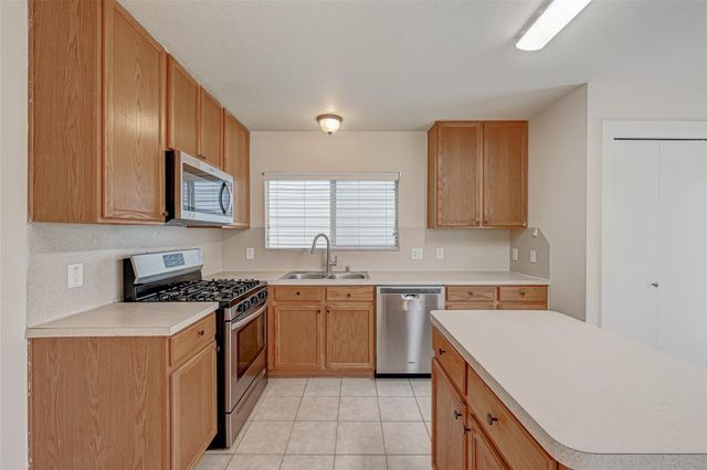 5827 Silver Oak, Missouri City, TX 77459
