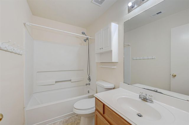 5827 Silver Oak, Missouri City, TX 77459
