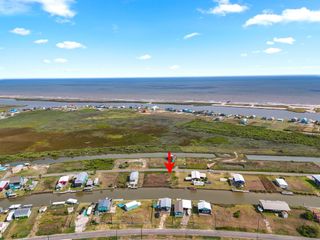 234 0 Cr 204 Dolphin Way Way, Sargent, TX 77414