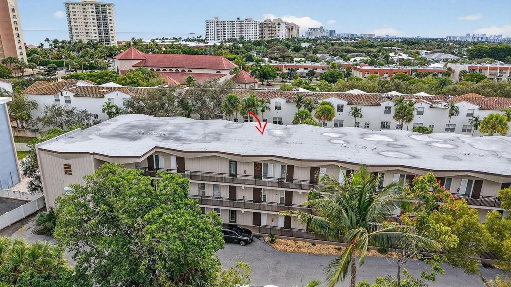 1967 S Ocean Boulevard 103, Pompano Beach, FL 33062