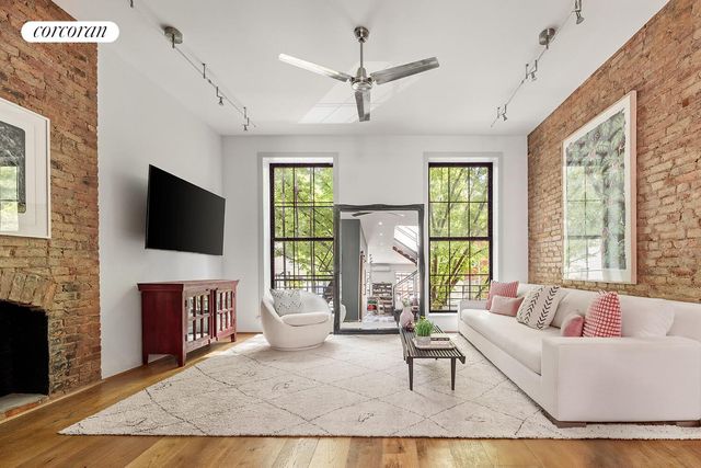 295 WARREN Street, New York City, NY 11201