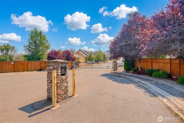 4019 202nd Street E, Spanaway, WA 98387