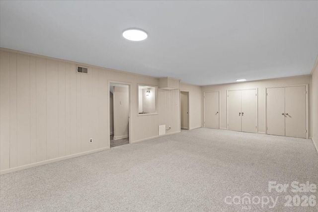 6740 Constitution Lane, Charlotte, NC 28210