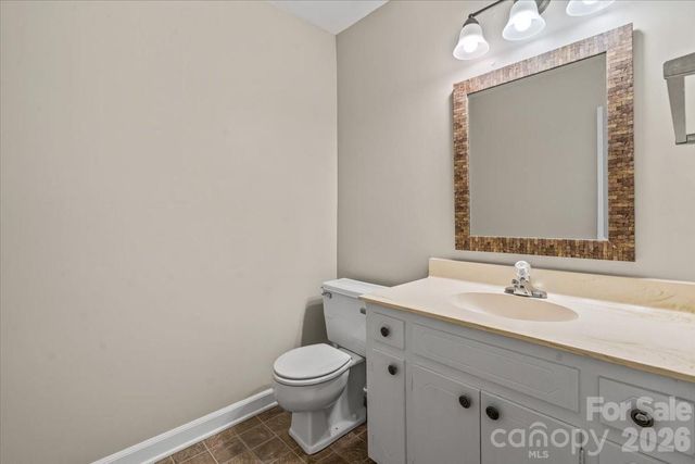 6740 Constitution Lane, Charlotte, NC 28210