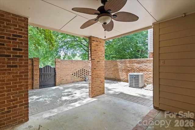 6740 Constitution Lane, Charlotte, NC 28210