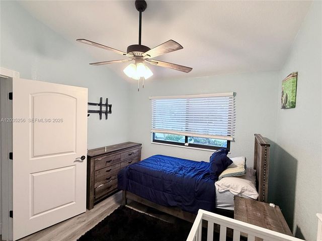 7645 NW 38th Ct, Sunrise, FL 33351