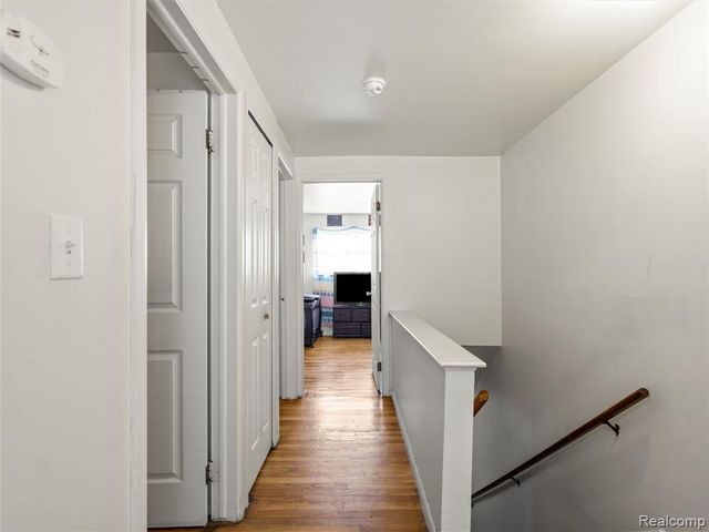 25630 Salem, Roseville, MI 48066