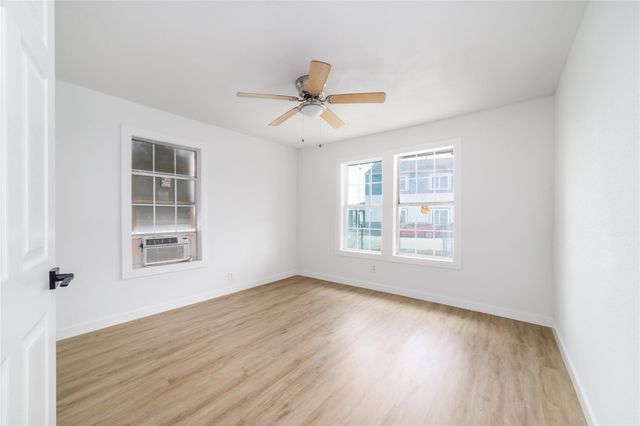 2305 Wilshire Street, Houston, TX 77023
