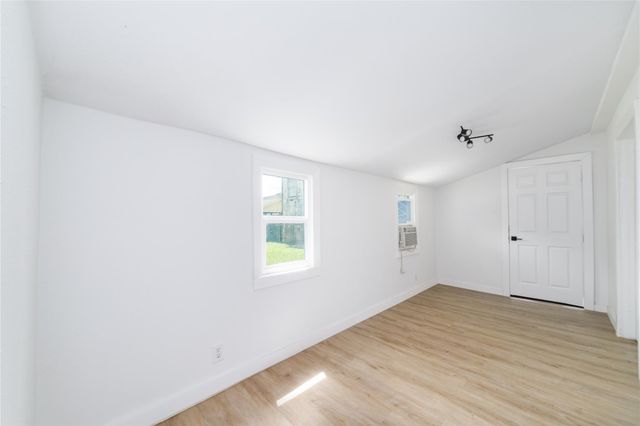 2305 Wilshire Street, Houston, TX 77023