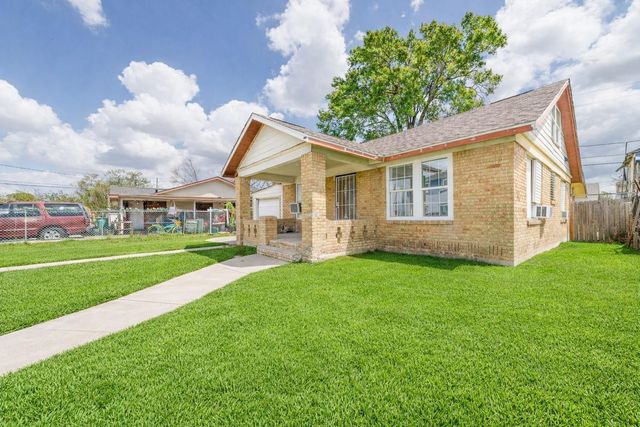 2305 Wilshire Street, Houston, TX 77023