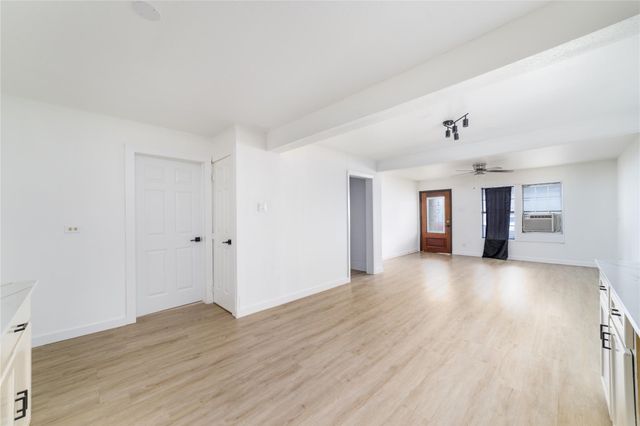 2305 Wilshire Street, Houston, TX 77023