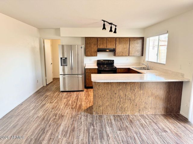 458 W HIGHLAND Street, Chandler, AZ 85225