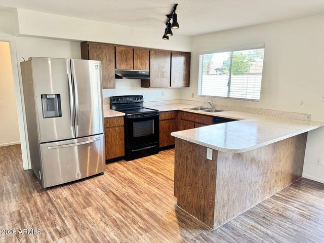 458 W HIGHLAND Street, Chandler, AZ 85225