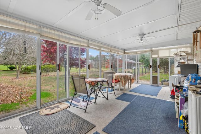 5 Buckalew Lane, New Egypt, NJ 08533