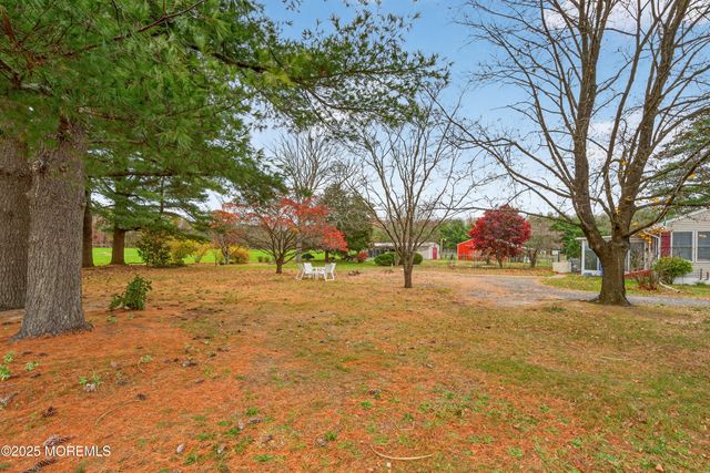 5 Buckalew Lane, New Egypt, NJ 08533