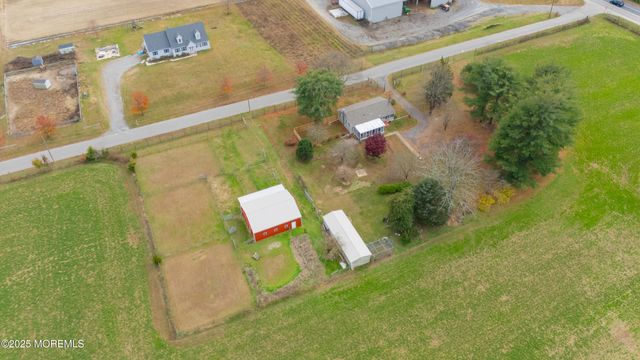 5 Buckalew Lane, New Egypt, NJ 08533